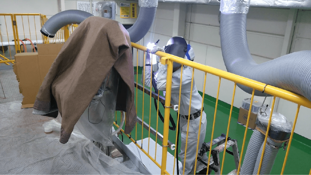 某工場内手摺補修工事